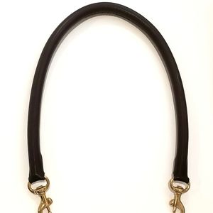 Clare v. Tubular shoulder strap